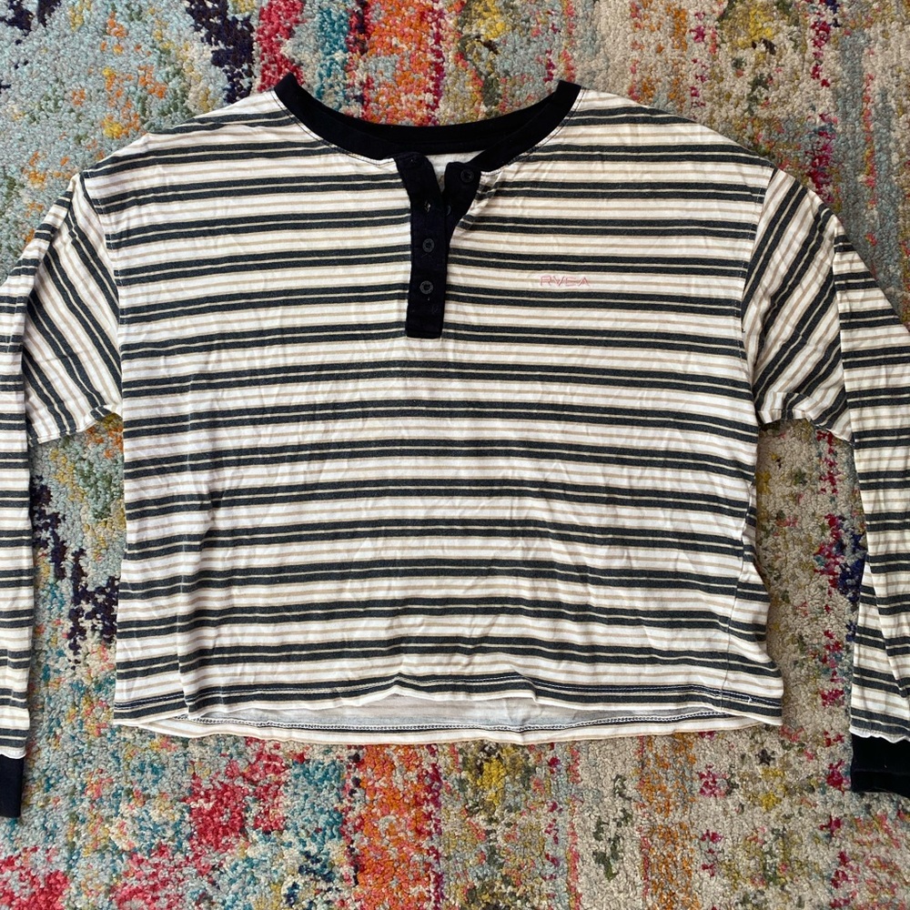 RVCA cropped long sleeve